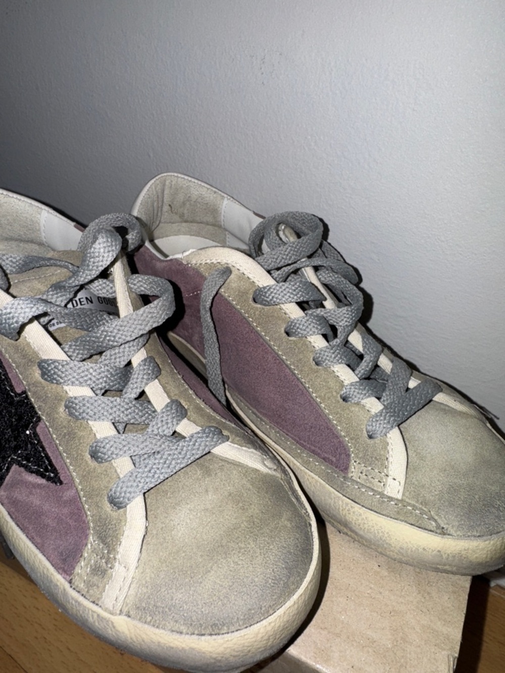 Golden Goose - Picture 3 of 9